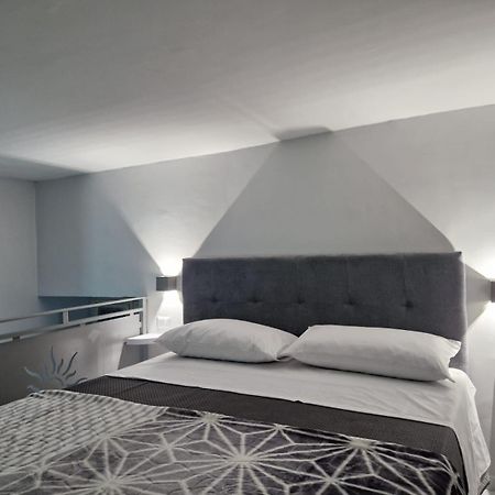 House Angiolina Bed & Breakfast Napoli Dış mekan fotoğraf