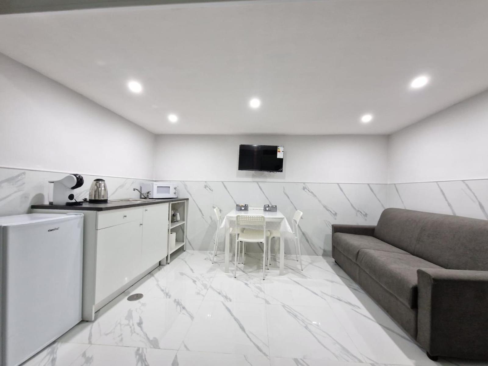 House Angiolina Bed & Breakfast Napoli Dış mekan fotoğraf