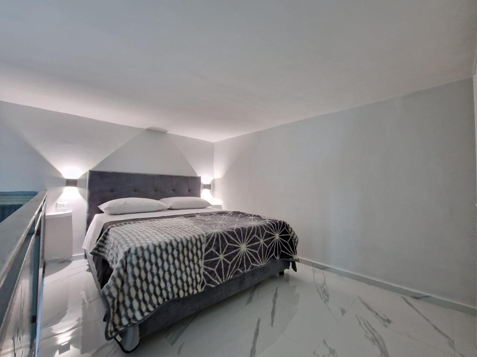 House Angiolina Bed & Breakfast Napoli Dış mekan fotoğraf